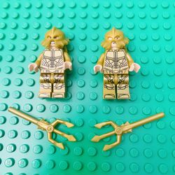 Lot of 2 Lego DC Super Heroes Atlantean Guard Minifigures with Tridents #76085