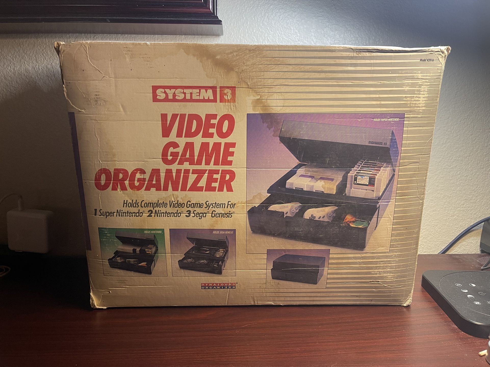 Dynasound System 3 Organizer for Nintendo Genesis /NES/ SNES storage