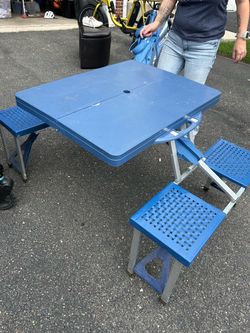 Folding table for kids