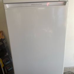 Frigidaire Upright Freezer