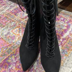 FashionNova Knee-high Lace Up Stiletto Boot Heels 