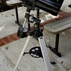 Celestron - PowerSeeker 127EQ Telescope - Manual German Equatorial Telescope for Beginners - Compact and Portable - Bonus Astronomy Software Package -