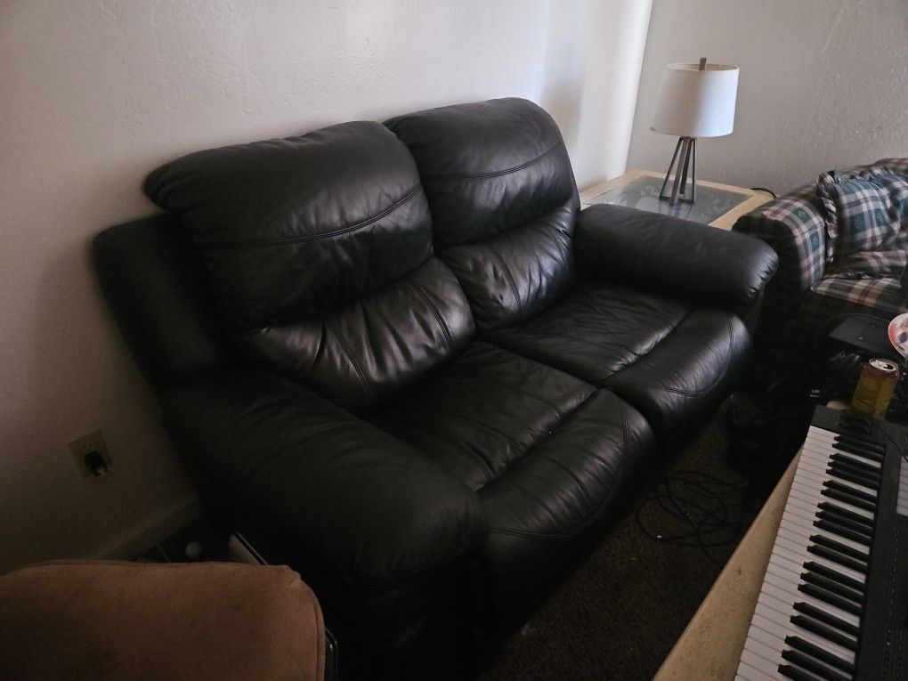Black Leather Couch For Sale