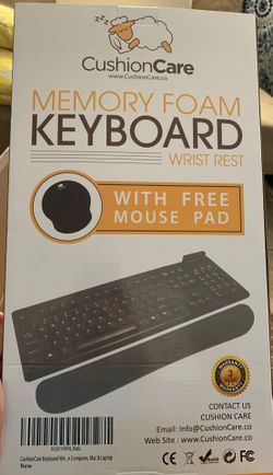 Keyboard wrist rest