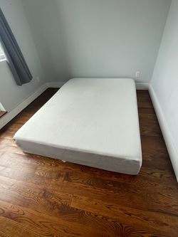 Queen Mattress & mattress cover
