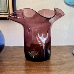 Vintage Bischoff Amethyst Glass Pinch Vase  #502