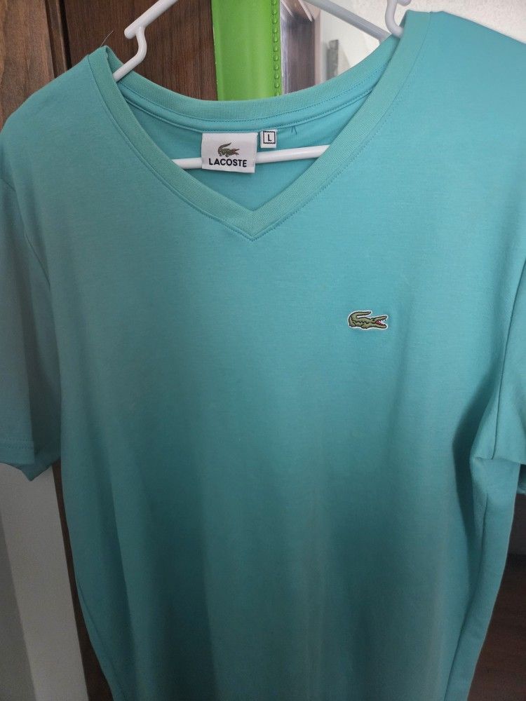 LACOSTE TSHIRT L
