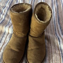 Ugg boots Women’s Size 8