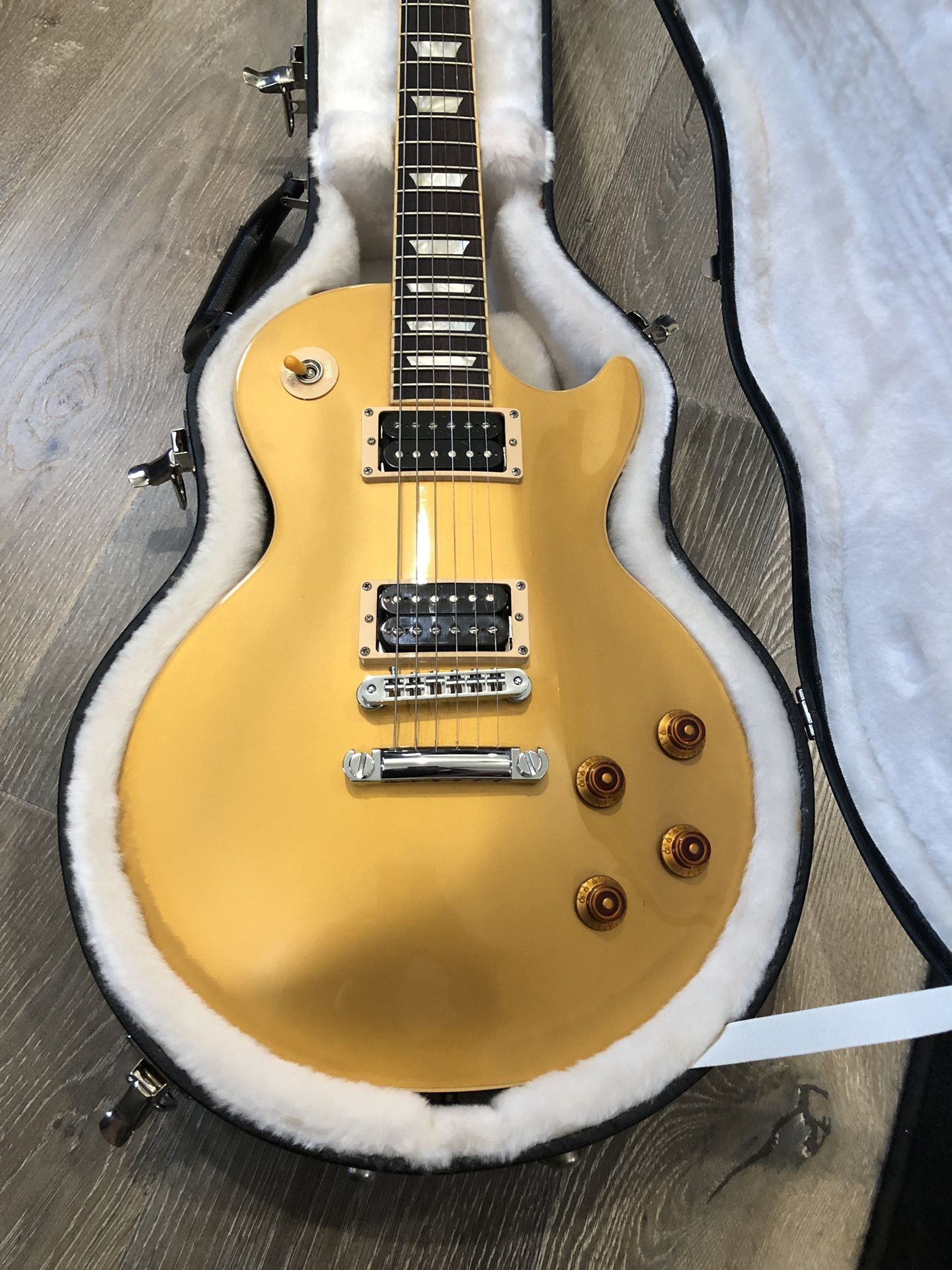 Gibson Les Paul gold top, Slash signature model, Limited addition