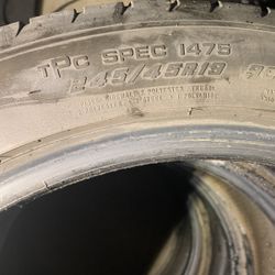 Set X4 245 45 19 Goodyear Eagle F1