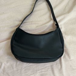 black purse 