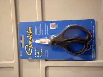 - [ ] Gamakatsu ceramic braid scissors