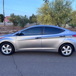 2012 Hyundai Elantra