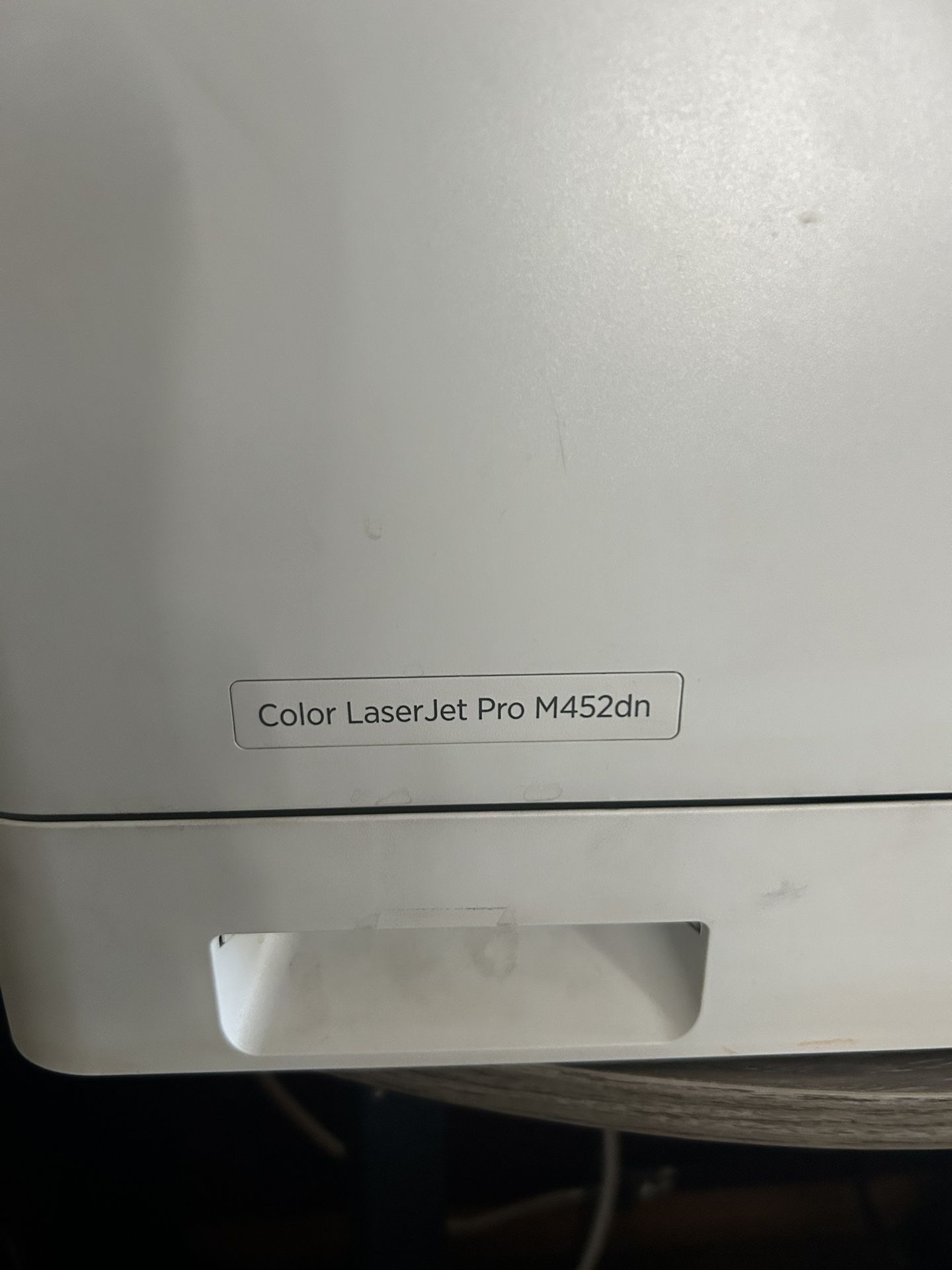 Color Laser Jet Pro m452dn