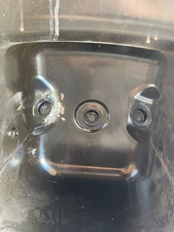 Oil panel for kenworth t680
