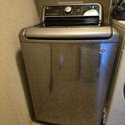 LG - 5.5 Cu. Ft. High Efficiency Smart Top Load Washer with TurboWash3D - Graphite Steel Orig.  $1149