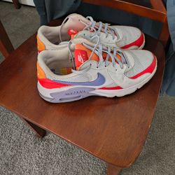 Nike Air Max Excee Multicolor Sneakers sz 10