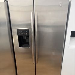 Ge Refrigerator