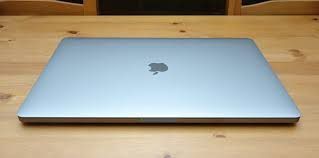 Apple MacBook pro 500gb