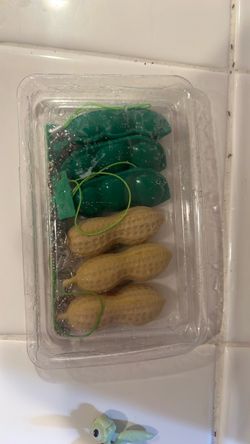 Squeeze Bean Keychain, Edamame Pea Keychain Fidget Toys, Colorful Soybeans Fidget Toys Gifts for Stress Relief, Keyring