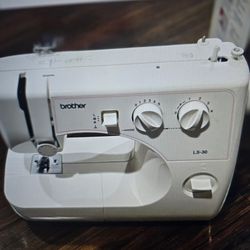 Brother LS 30 Sewing Machine