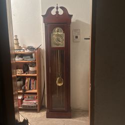 Ridgeway 9112 Tempis  Fugit Grandfather Clock