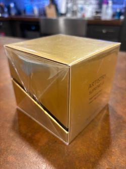 Artistry Supreme LX Skincare – Sealed Box