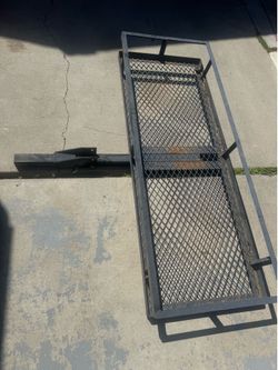 Cargo hitch
