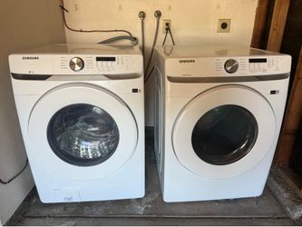 2024 Samsung WF45T6000AWh Front Load Washer and Dryer Set
