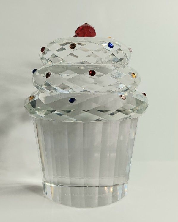 Oleg Cassini crystal cupcake paperweight sparkly crystal sprnkles with cherry 