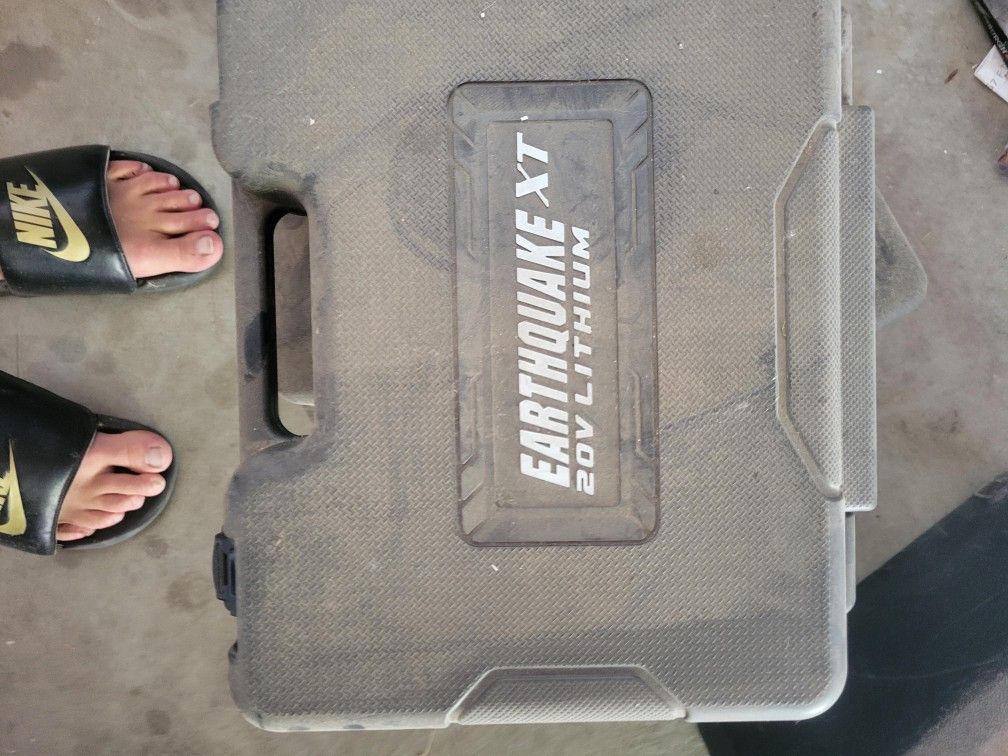 Earthquake Impact Gun