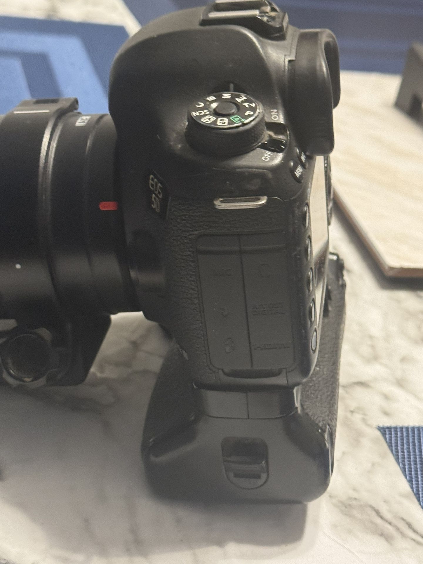 Canon 5D MK III with Battery Grip