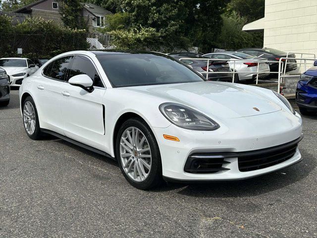 2017 Porsche Panamera