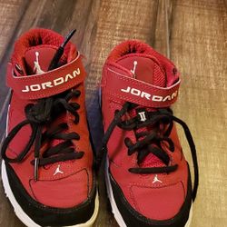Red Jordan's size 13