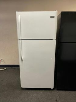 Frigidaire Top Mount Refrigerator White