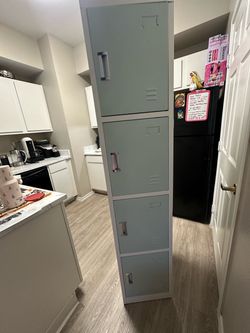 4 metal Locker big wide