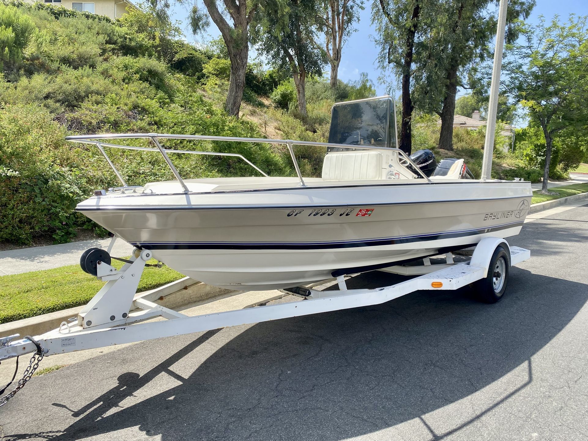 1993 Bayliner Trophy