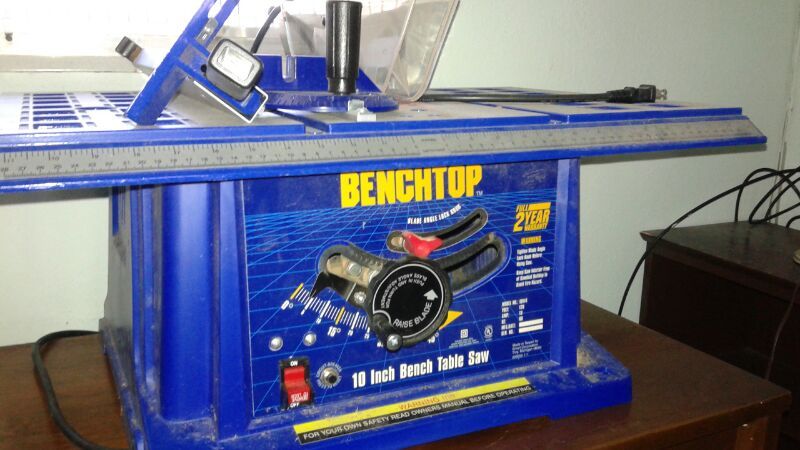 Benchmark 10" table saw