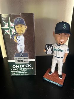 Felix Hernandez On Deck