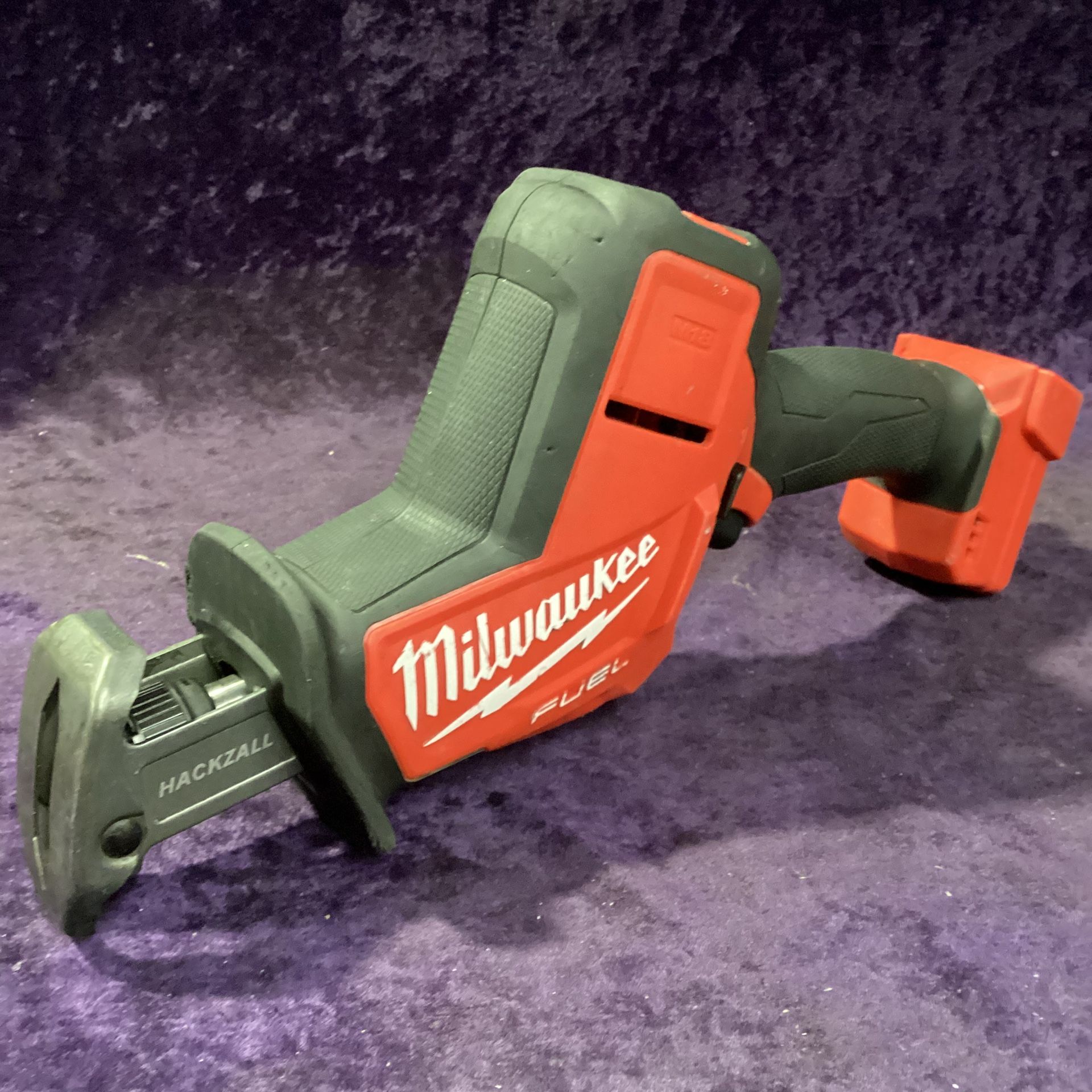 🧰🛠Milwaukee M18 FUEL Cordless HACKZALL Reciprocating Saw-$130!🧰ðŸ›