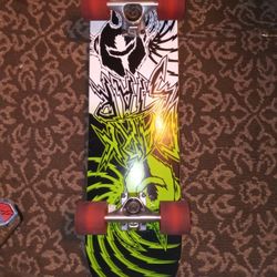 New Dark star Skateboard