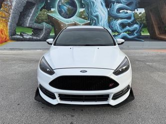 2017 Ford Focus ST