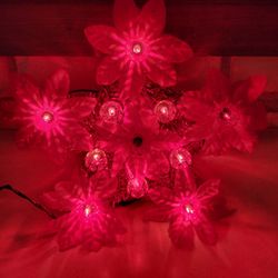 Vintage Silk Lighted Poinsettia Holiday Christmas Tree Topper 9"x9"