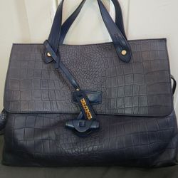 Del Conte Leather Purse