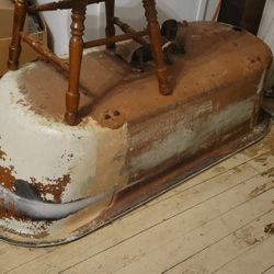Cast Iron Clawfoot Tub For Restoration