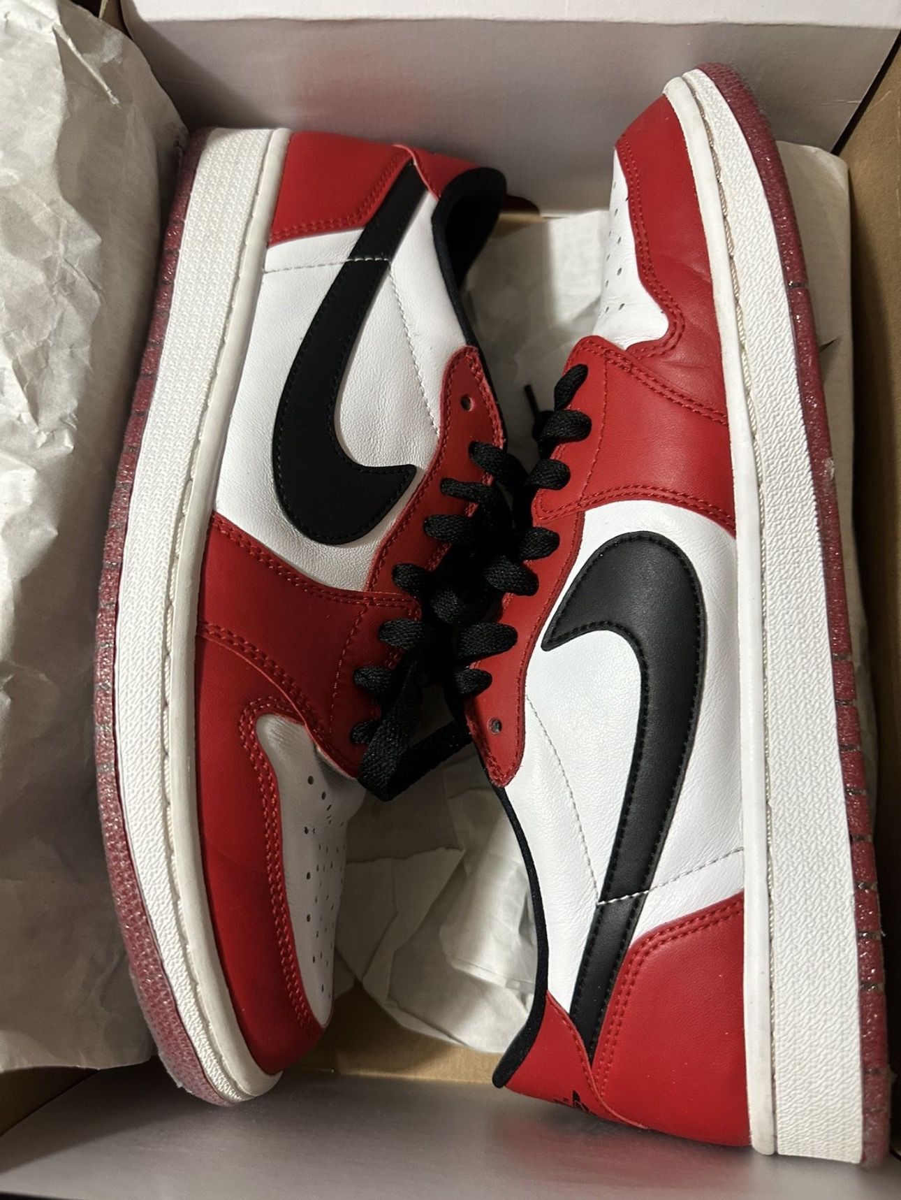 Jordan 1 Low  Chicago 2016