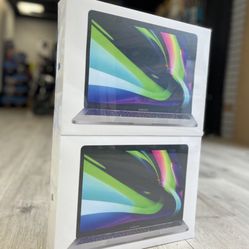 MacBook Pro 13 inch M2 Chip (Newest Model)