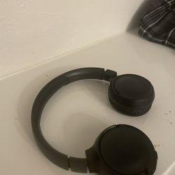 JBL headphones 