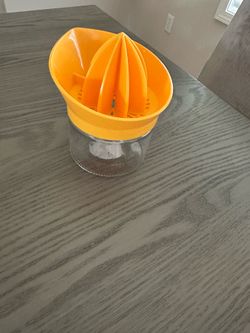 Manual Citrus Juicer & Glass Storage Jar - Yellow