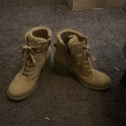 Womens Boots - Size 9
